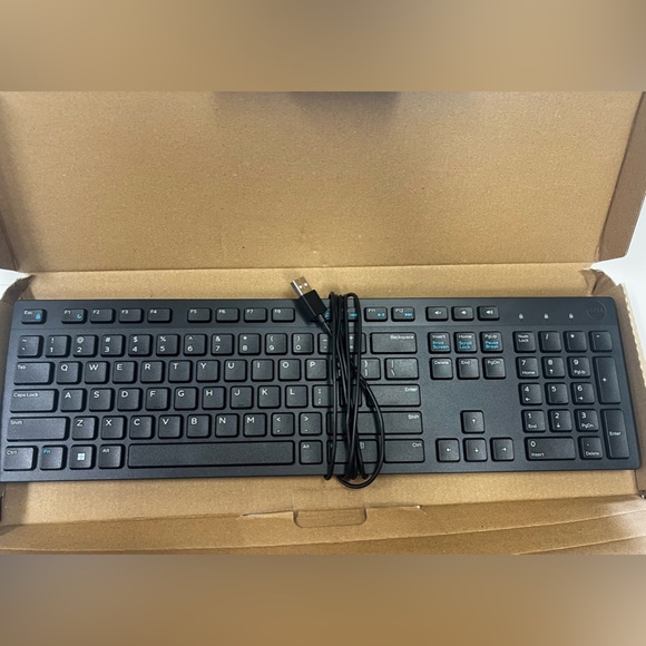 NIB Dell KB216 USB Keyboard - Black - Picture 2 of 5